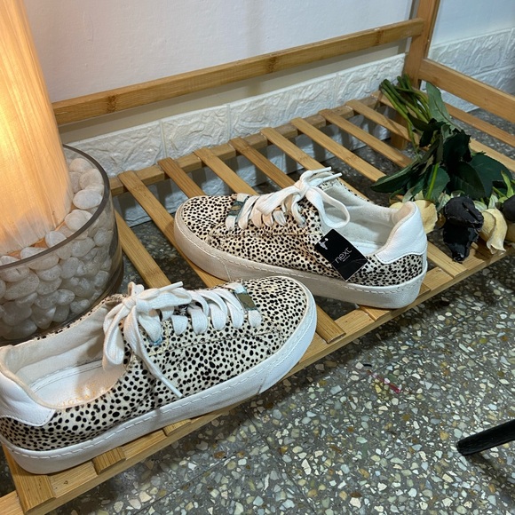 Next Animal Print Shoes. Size - 5 / 38 - Picture 5 of 10